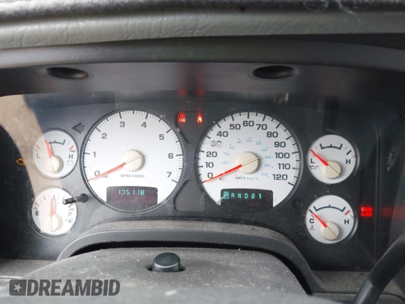 2003 Dodge 1500 ST z VIN 1D7HU18NX3S187632, wystawiony jako IAAI lot #41511006 z przebiegiem 175 118 mil mil oraz . Historia ofert i sprzedaży dostępna na DreamBid. Obrazek 7.