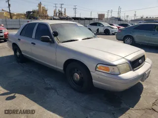 2007 Ford Police Interceptor with VIN 2FAFP71W87X109535, listed as a Copart auction lot 70670624 with 185,201 mi miles and Clean Title. Bid and sale history available at carsss.com. Image 4.