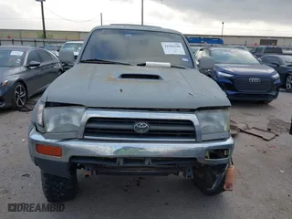 1998 Toyota 4Runner Limited with VIN JT3HN87R7W0184602, listed as a IAAI auction lot 41942100 with 272,823 mi miles. Bid and sale history available at carsss.com. Image 11.