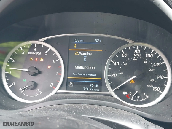 2019 Nissan Sentra SR with VIN 3N1AB7AP5KY377910, listed as a IAAI auction lot 41929219 with 75,079 mi miles. Bid and sale history available at carsss.com. Image 7.