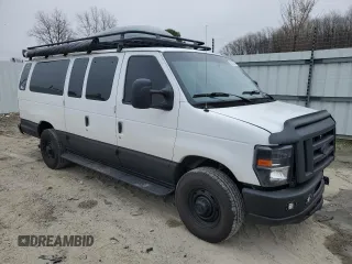 2014 Ford Econoline Passenger XL z VIN 1FBSS3BL1EDB03623, wystawiony jako Copart lot #48432945 z przebiegiem 148 837 mil mil oraz Szkody całkowita. Historia ofert i sprzedaży dostępna na DreamBid. Obrazek 4.