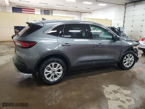 2024 Ford Escape Active with VIN 1FMCU9GN3RUA10059, listed as a Copart auction lot 80779254 with 10,424 mi miles and Salvage Title. Bid and sale history available at carsss.com. Image 3.