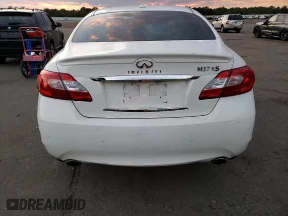 2013 Infiniti M z VIN JN1BY1AR7DM600665, wystawiony jako Copart lot #77931154 z przebiegiem Nie podano mil oraz Nie do naprawy • Non repairable. Historia ofert i sprzedaży dostępna na DreamBid. Obrazek 6.