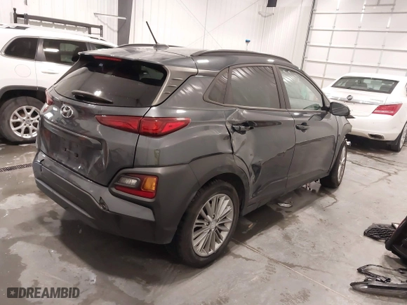 2020 Hyundai Kona SEL with VIN KM8K22AA7LU515074, listed as a IAAI auction lot 41491242 with 72,107 mi miles. Bid and sale history available at carsss.com. Image 4.