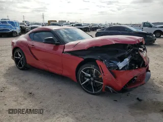 2020 Toyota GR Supra 3.0 with VIN WZ1DB4C06LW022733, listed as a Copart auction lot 45703115 with 5,682 mi miles and Salvage Title. Bid and sale history available at carsss.com. Image 4.