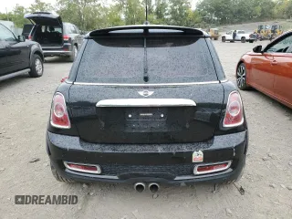 2012 MINI Hardtop S with VIN WMWSV3C58CT386573, listed as a Copart auction lot 61145045 with 35,714 mi miles and Non repairable. Bid and sale history available at DreamBid. Image 6.
