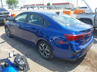 2021 Kia Forte LXS with VIN 3KPF24ADXME344784, listed as a IAAI auction lot 42253167 with 31,758 mi miles and . Bid and sale history available at DreamBid. Image 3.