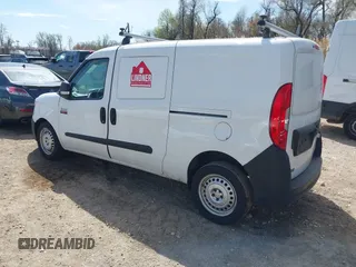 2017 Ram ProMaster City Cargo Tradesman z VIN ZFBERFAB7H6F14411, wystawiony jako IAAI lot #41929544 z przebiegiem 318 038 mil mil oraz . Historia ofert i sprzedaży dostępna na DreamBid. Obrazek 3.