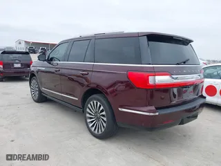 2021 Lincoln Navigator Reserve with VIN 5LMJJ2LT2MEL17430, listed as a IAAI auction lot 41623672 with 21,706 mi miles. Bid and sale history available at carsss.com. Image 3.