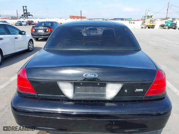 2011 Ford Police Interceptor with VIN 2FABP7BV1BX127999, listed as a IAAI auction lot 42024928 with 1 mi miles. Bid and sale history available at carsss.com. Image 16.