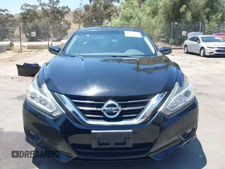 2017 Nissan Altima SV with VIN 1N4AL3AP7HC224570, listed as a IAAI auction lot 42620176 with 81,032 mi miles and . Bid and sale history available at DreamBid. Image 13.