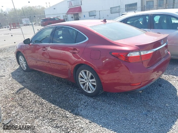 2013 Lexus ES 350 4dr Sdn with VIN JTHBK1GG2D2055893, listed as a IAAI auction lot 41905394 with 98,007 mi miles. Bid and sale history available at carsss.com. Image 3.
