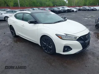 2022 Nissan Maxima SR z VIN 1N4AA6EVXNC505502, wystawiony jako IAAI lot #42186365 z przebiegiem 30 614 mil mil oraz . Historia ofert i sprzedaży dostępna na DreamBid. Obrazek 1.