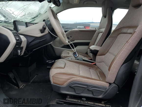 2019 BMW i3 with VIN WBY8P4C51K7D59513, listed as a Copart auction lot 59723245 with 33,759 mi miles and Salvage title. Bid and sale history available at DreamBid. Image 7.