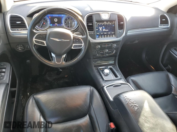 2019 Chrysler 300 Touring with VIN 2C3CCAAG4KH755497, listed as a Copart auction lot 85038514 with 82,453 mi miles and Salvage Title. Bid and sale history available at carsss.com. Image 8.