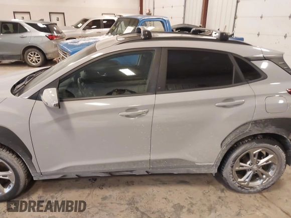 2022 Hyundai Kona SEL with VIN KM8K3CAB4NU911476, listed as a IAAI auction lot 41497070 with 49,500 mi miles. Bid and sale history available at carsss.com. Image 14.