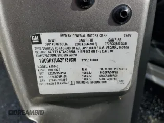 2003 Chevrolet Silverado 1500HD LS z VIN 1GCGK13U63F131030, wystawiony jako Copart lot #51332975 z przebiegiem 219 366 mil mil oraz Szkoda całkowita • Salvage title. Historia ofert i sprzedaży dostępna na DreamBid. Obrazek 12.