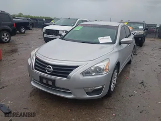 2014 Nissan Altima 2.5 with VIN 1N4AL3AP0EN252582, listed as a IAAI auction lot 41905991 with 170,188 mi miles. Bid and sale history available at carsss.com. Image 17.