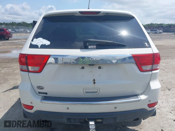 2012 Jeep Grand Cherokee Overland with VIN 1C4RJECT8CC195064, listed as a IAAI auction lot 41860187 with 241,367 mi miles. Bid and sale history available at carsss.com. Image 6.