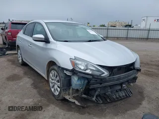2018 Nissan Sentra S with VIN 3N1AB7APXJY243571, listed as a IAAI auction lot 41891232 with 132,284 mi miles. Bid and sale history available at carsss.com. Image 1.