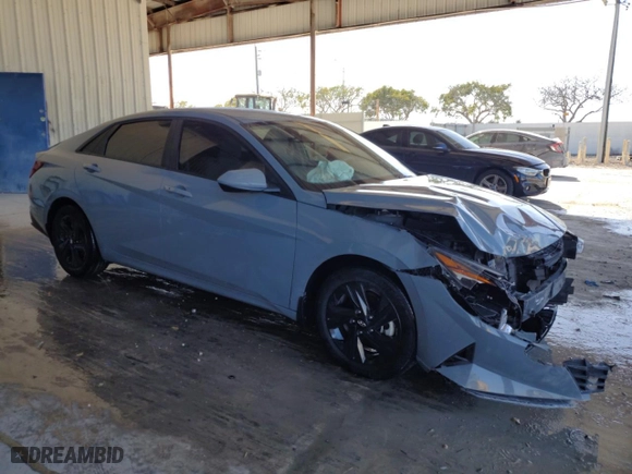 2022 Hyundai Elantra SEL with VIN KMHLM4AG5NU365984, listed as a Copart auction lot 48105065 with 44,715 mi miles and Non Repairable. Bid and sale history available at carsss.com. Image 4.