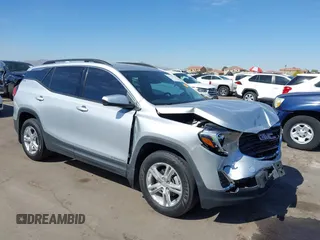 2020 GMC Terrain SLE with VIN 3GKALTEV2LL136210, listed as a IAAI auction lot 42135411 with 85,722 mi miles. Bid and sale history available at carsss.com. Image 1.