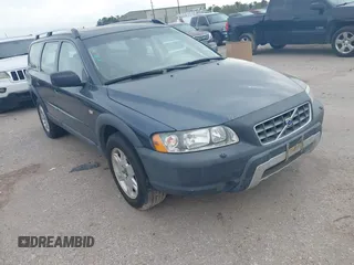 2005 Volvo XC70 with VIN YV1SZ592451199226, listed as a IAAI auction lot 41350609 with 163,331 mi miles and . Bid and sale history available at DreamBid. Image 1.