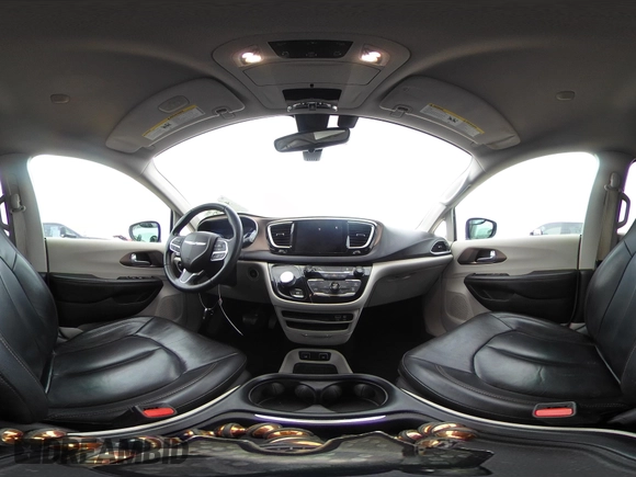 2017 Chrysler Pacifica Touring L with VIN 2C4RC1BG2HR526422, listed as a IAAI auction lot 42032839 with 180,710 mi miles and . Bid and sale history available at DreamBid. Image 18.