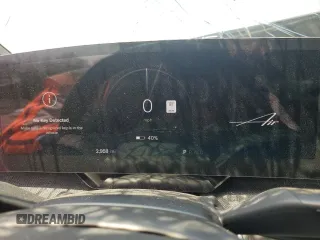 2023 Lucid Air Pure z VIN 50EA1PFA8PA007207, wystawiony jako Copart lot #61214904 z przebiegiem 2958 mil mil oraz Szkody całkowita. Historia ofert i sprzedaży dostępna na DreamBid. Obrazek 9.