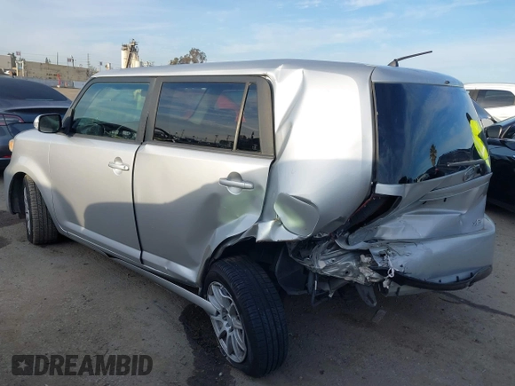 2013 Scion xB with VIN JTLZE4FE2DJ047490, listed as a IAAI auction lot 41812925 with 154,191 mi miles. Bid and sale history available at carsss.com. Image 3.