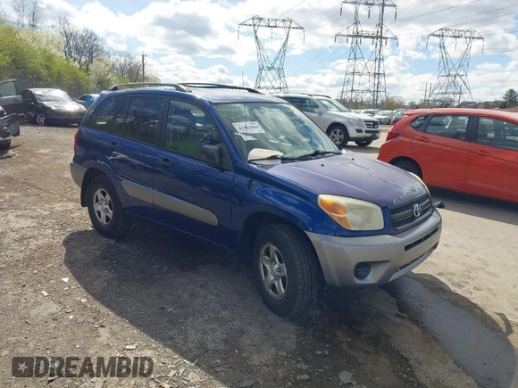 2005 Toyota RAV4 with VIN JTEHD20V956046988, listed as a IAAI auction lot 41963084 with 151,036 mi miles. Bid and sale history available at carsss.com. Image 1.