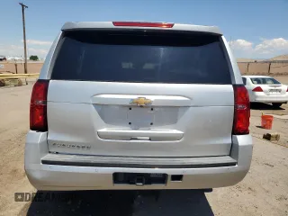 2018 Chevrolet Suburban LT с VIN 1GNSCHKC2JR346108, выставлен на аукционе Copart как лот 55142785 с пробегом 150 857 миль миль и Списание • Salvage title. История ставок и продаж доступна на DreamBid. Изображение 6.