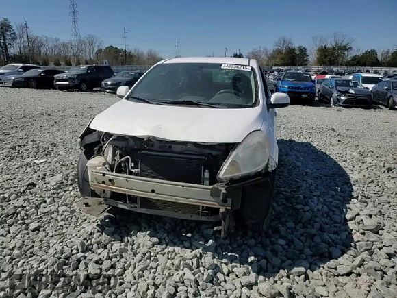 2014 Nissan Versa SV with VIN 3N1CN7AP4EL804009, listed as a Copart auction lot 48556215 with 146,875 mi miles and Salvage Title. Bid and sale history available at carsss.com. Image 11.