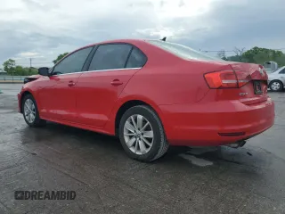 2015 Volkswagen Jetta SE z VIN 3VWD17AJ8FM321737, wystawiony jako Copart lot #54677305 z przebiegiem 172 918 mil mil oraz Czysty tytuł • Clean title. Historia ofert i sprzedaży dostępna na DreamBid. Obrazek 2.
