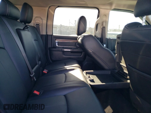 2018 Ram 2500 Laramie with VIN 3C6UR5NL8JG315107, listed as a Copart auction lot 45863915 with 95,055 mi miles and Clean title. Bid and sale history available at DreamBid. Image 10.
