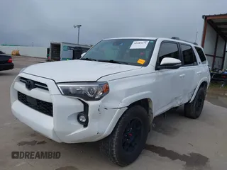 2023 Toyota 4Runner SR5 Premium z VIN JTEFU5JR4P5280720, wystawiony jako IAAI lot #42485671 z przebiegiem 38 785 mil mil oraz . Historia ofert i sprzedaży dostępna na DreamBid. Obrazek 21.