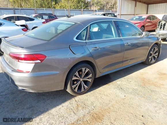 2021 Volkswagen Passat 2.0T SE with VIN 1VWSA7A3XMC008583, listed as a IAAI auction lot 41786307 with 56,446 mi miles. Bid and sale history available at carsss.com. Image 4.
