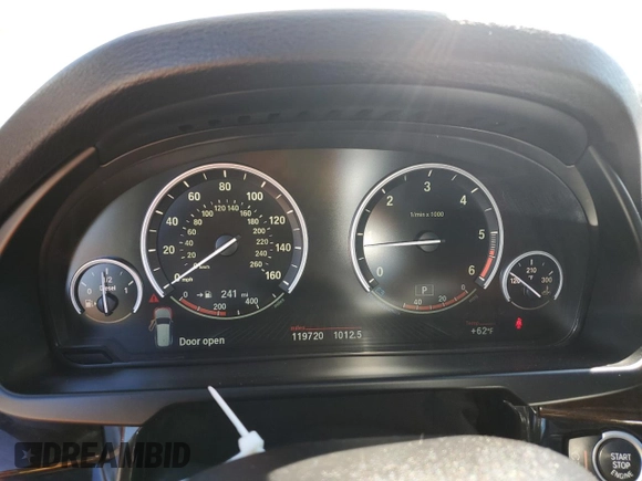 2014 BMW X5 xDrive35d z VIN 5UXKS4C51E0J96683, wystawiony jako Copart lot #55558625 z przebiegiem 119 720 mil mil oraz Szkoda całkowita • Salvage title. Historia ofert i sprzedaży dostępna na DreamBid. Obrazek 9.