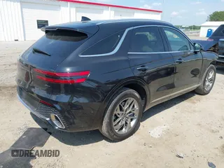 2023 Genesis GV70 2.5T z VIN KMUMADTB8PU136895, wystawiony jako IAAI lot #42162819 z przebiegiem 19 831 mil mil oraz . Historia ofert i sprzedaży dostępna na DreamBid. Obrazek 4.