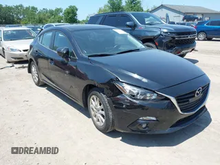 2015 Mazda 3 i Touring z VIN JM1BM1L78F1222039, wystawiony jako IAAI lot #42638815 z przebiegiem 79 611 mil mil oraz . Historia ofert i sprzedaży dostępna na DreamBid. Obrazek 1.