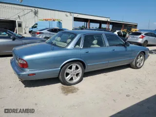 2002 Jaguar XJ with VIN SAJDA12C72LF42584, listed as a Copart auction lot 72030274 with 241,554 mi miles and Clean Title. Bid and sale history available at carsss.com. Image 3.