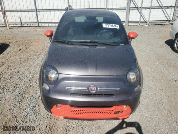2015 FIAT 500e with VIN 3C3CFFGE2FT561560, listed as a Copart auction lot 77210834 with 44,235 mi miles and Salvage Title. Bid and sale history available at carsss.com. Image 5.