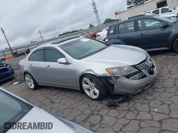 2005 Acura RL с VIN JH4KB16595C017766, выставлен на аукционе IAAI как лот 42209022 с пробегом 225 862 миль миль и . История ставок и продаж доступна на DreamBid. Изображение 13.