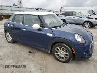 2017 MINI Hardtop 4 Door Cooper S z VIN WMWXU3C58H2D31839, wystawiony jako Copart lot #85902094 z przebiegiem Nie podano mil oraz Nie do naprawy • Non repairable. Historia ofert i sprzedaży dostępna na DreamBid. Obrazek 4.