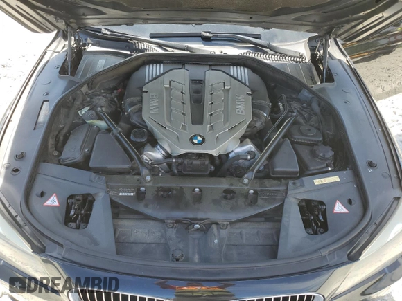 2009 BMW 7 Series 750i with VIN WBAKA83539CY33392, listed as a Copart auction lot 69851964 with 154,888 mi miles and Salvage Title. Bid and sale history available at DreamBid. Image 11.