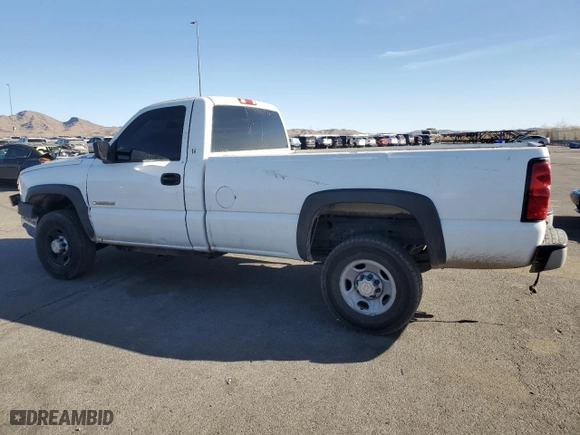 2007 Chevrolet Silverado 2500 with VIN 1GBHC24U57E165823, listed as a Copart auction lot 44627995 with 311,160 mi miles and Salvage Title. Bid and sale history available at carsss.com. Image 2.