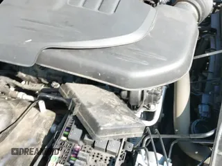 2018 Chrysler 300 Limited z VIN 2C3CCAKG7JH231645, wystawiony jako IAAI lot #42460979 z przebiegiem 65 767 mil mil oraz . Historia ofert i sprzedaży dostępna na DreamBid. Obrazek 19.