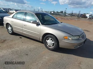 2001 Buick Regal LS with VIN 2G4WB55K411155342, listed as a IAAI auction lot 41583568 with 132,278 mi miles. Bid and sale history available at carsss.com. Image 1.