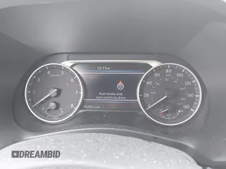 2024 Nissan Sentra SV z VIN 3N1AB8CV1RY221651, wystawiony jako IAAI lot #42215900 z przebiegiem 11 241 mil mil oraz . Historia ofert i sprzedaży dostępna na DreamBid. Obrazek 7.