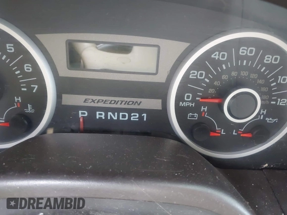 2005 Ford Expedition Eddie Bauer with VIN 1FMFU185X5LA26501, listed as a IAAI auction lot 42267874 with Not provided miles and . Bid and sale history available at DreamBid. Image 15.